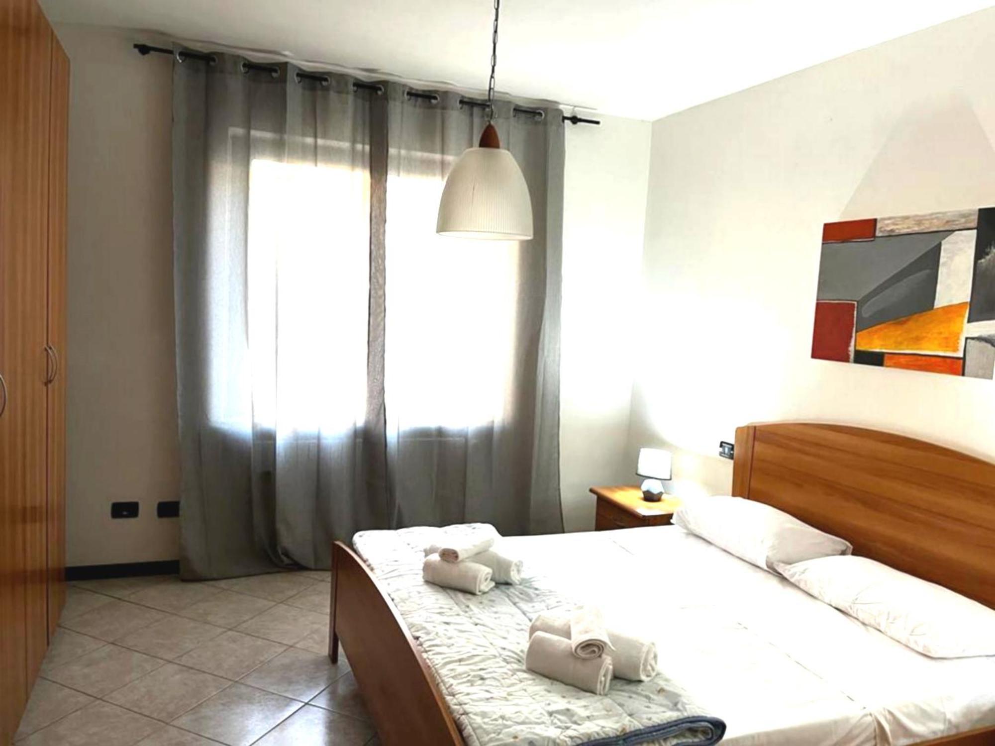 דסנזאנו דל גארדה Desenzanoloft Yellow Apartment מראה חיצוני תמונה